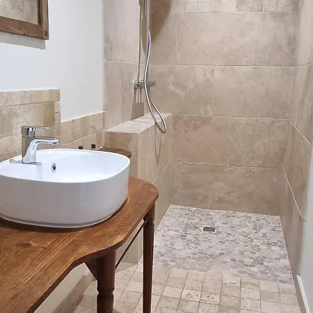 Luxe Et Tranquillite Au Vert: Maison 6 Chambres, Piscine, Proche Du Mans, Ideale Familles Et Groupes - Fr-1-410-361 Tatil Evi