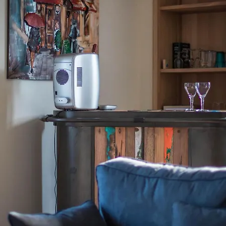 Luxe Et Tranquillite Au Vert: Maison 6 Chambres, Piscine, Proche Du Mans, Ideale Familles Et Groupes - Fr-1-410-361