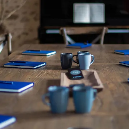 Vakantiehuis Luxe Et Tranquillite Au Vert: Maison 6 Chambres, Piscine, Proche Du Mans, Ideale Familles Et Groupes - Fr-1-410-361 *