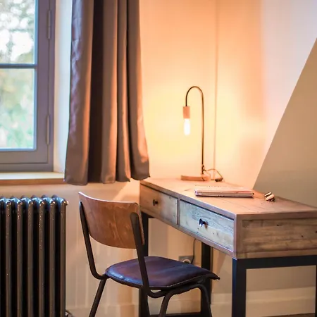 Luxe Et Tranquillite Au Vert: Maison 6 Chambres, Piscine, Proche Du Mans, Ideale Familles Et Groupes - Fr-1-410-361