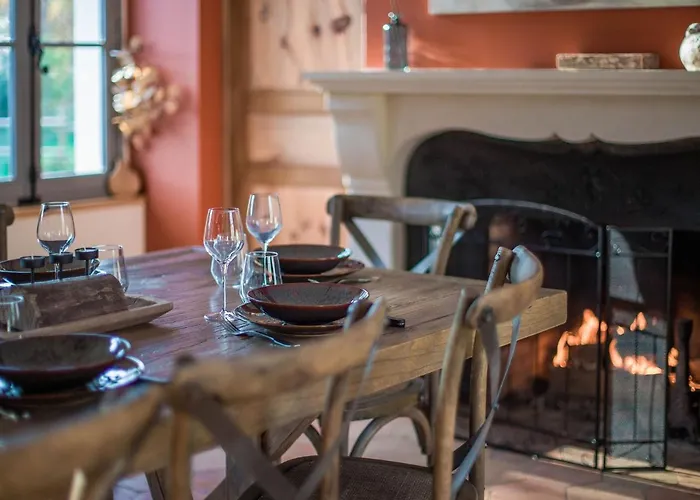 Parigné-l'évêque, 7 Pièces, 15 Personnes - Fr-1-410-361 * Parigné-lʼÉvêque