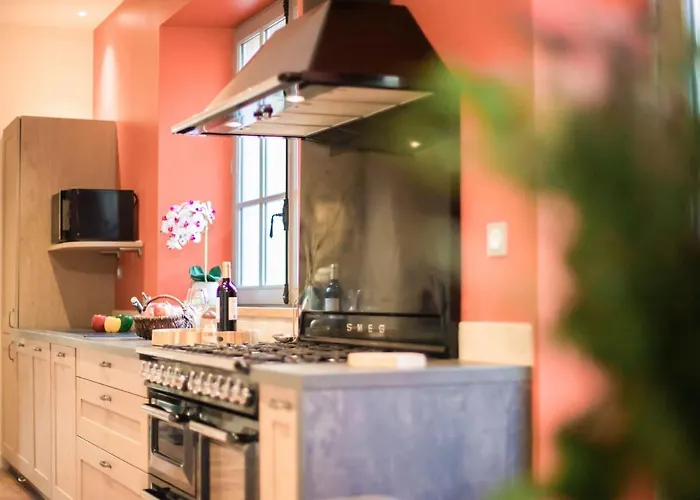 Parigné-l'évêque, 7 Pièces, 15 Personnes - Fr-1-410-361 * Parigné-lʼÉvêque