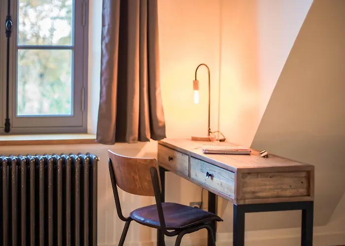 Parigné-l'évêque, 7 Pièces, 15 Personnes - Fr-1-410-361