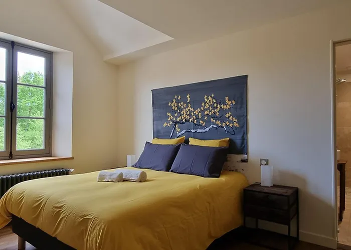 Parigné-l'évêque, 7 Pièces, 15 Personnes - Fr-1-410-361 * Parigné-lʼÉvêque