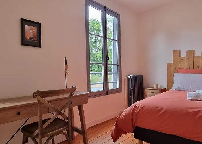 Parigné-l'évêque, 7 Pièces, 15 Personnes - Fr-1-410-361